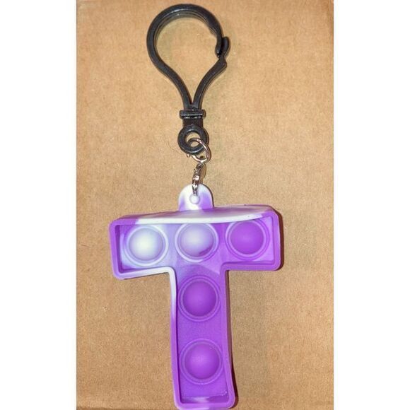 ☀️3/$12☀️ Letter “T” Fidget Toy Keychain - Picture 1 of 4